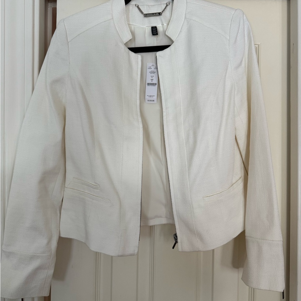 White House Black Market Textured White Blazer, NWT, size 6